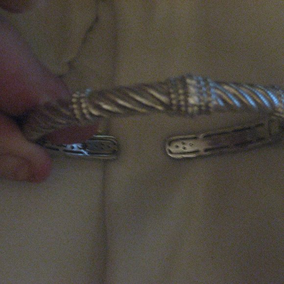 JUDITH RIPKA STERLING CUFF BANGLE BRACELET CUBIC ZIRCONIAS LEVER LATCH - Picture 2 of 7